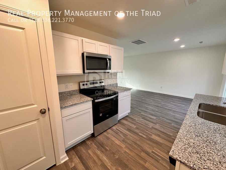 763 Whitney Rd - Photo 3 of 17
