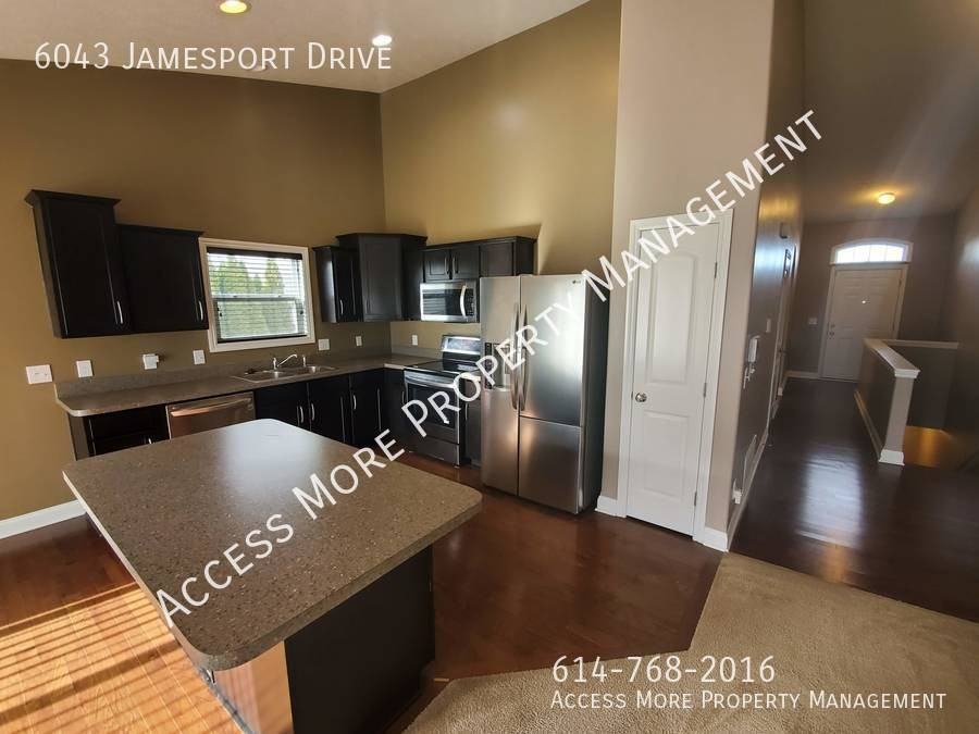6043 Jamesport Dr - Photo 3 of 17