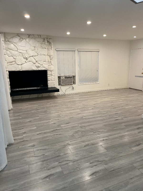 11669 Chenault St - Photo 6 of 30