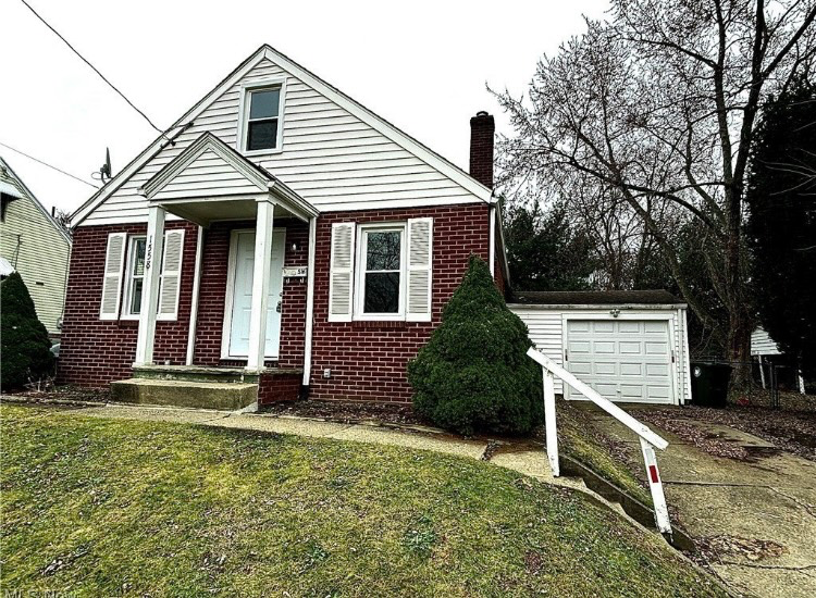 1558 25th St Nw - Photo 2 of 14