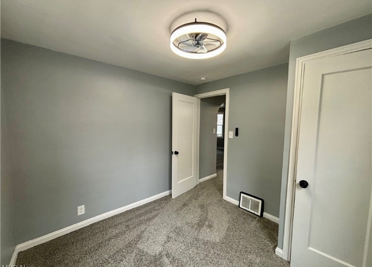 1558 25th St Nw - Photo 6 of 14