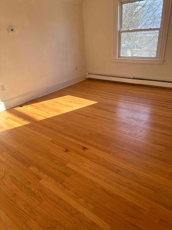 957 S Franklin St #2 - Photo 3 of 6