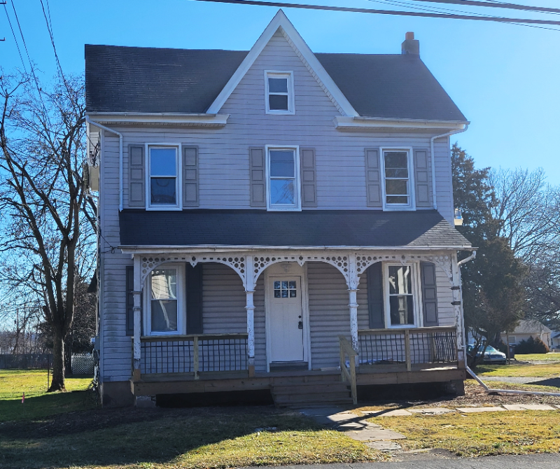 131 S Main St #2ndFL - Photo 2 of 26