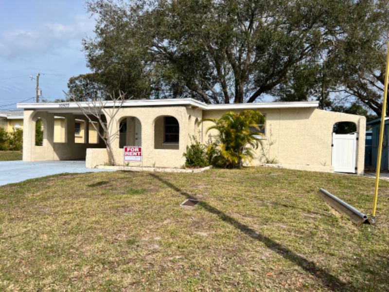 10503 121st Ave - Photo 2 of 22