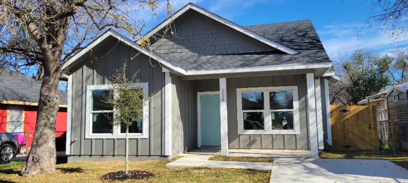 338 Sw 42nd St - Photo 2 of 46