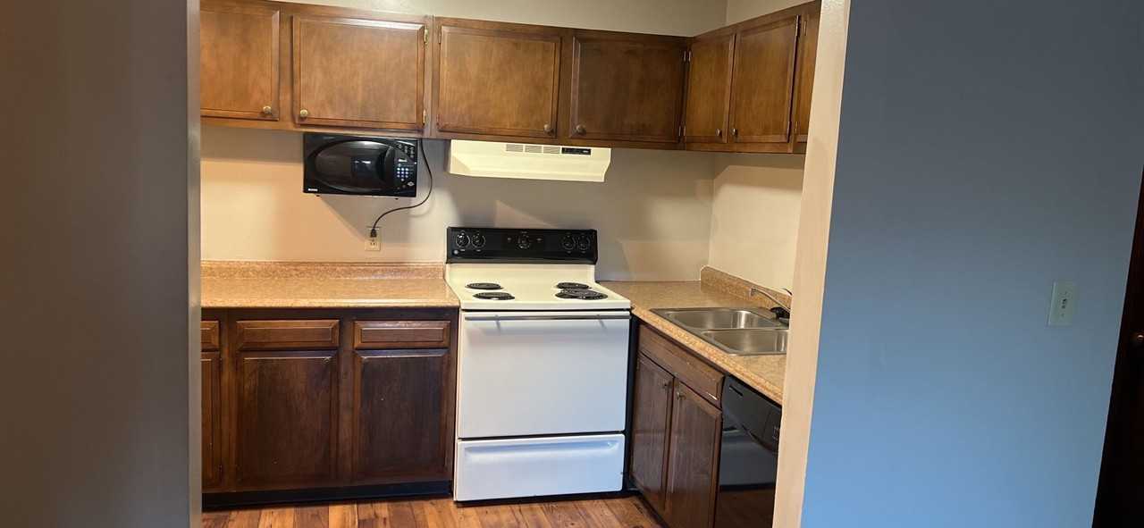 Quail Creek Apts. - Photo 2 of 50