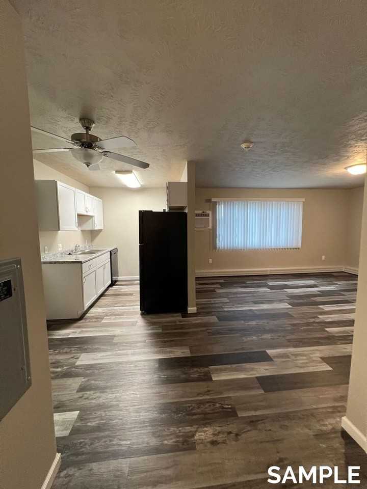The Willows Apartments - Photo 2 of 17
