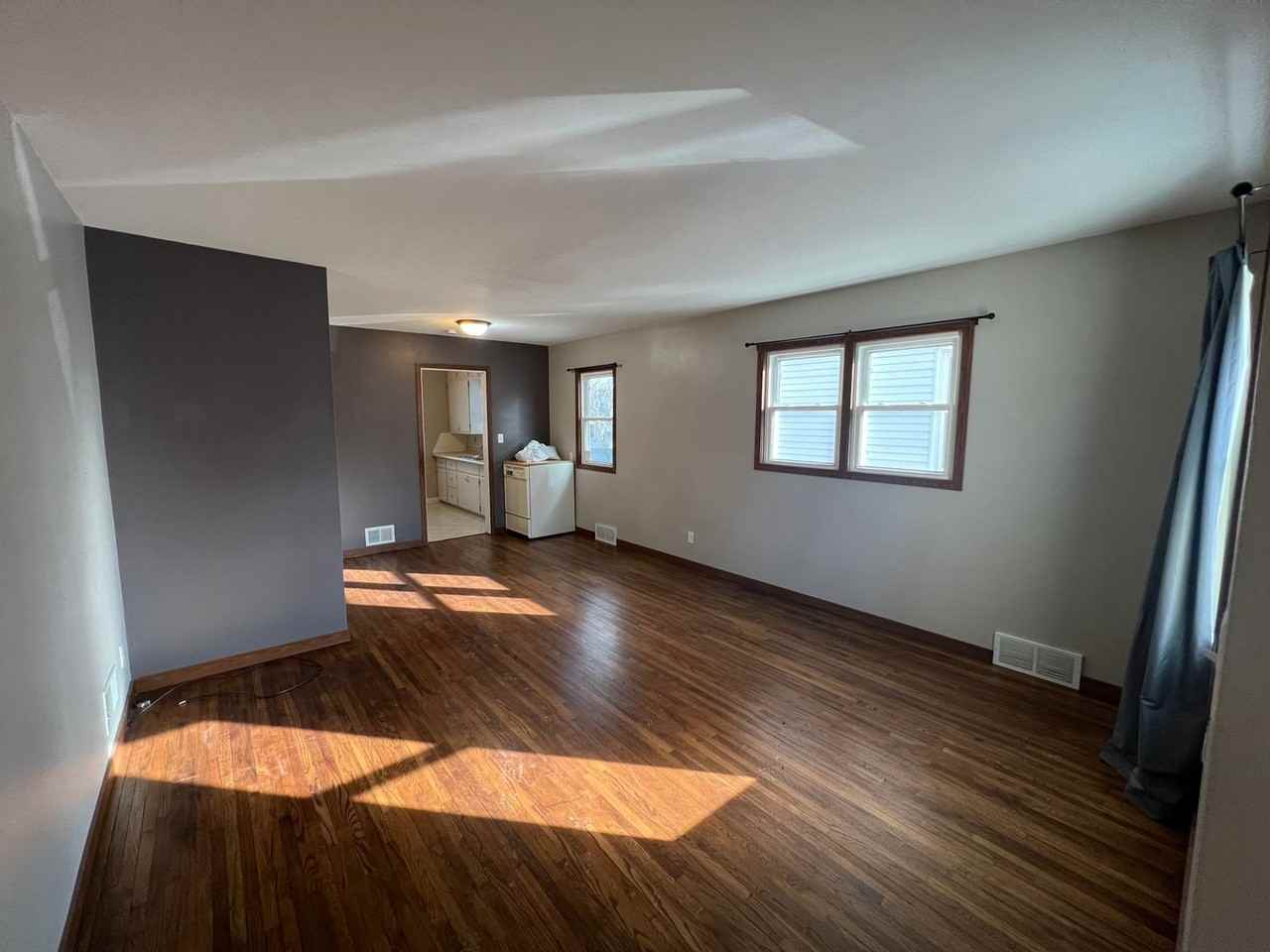 1325 4th St SE - Photo 3 of 36