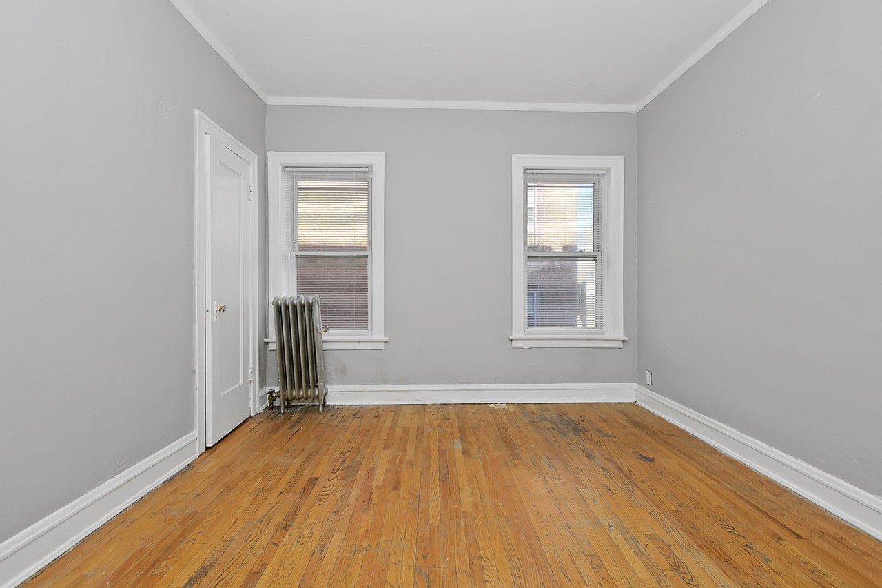 8139-8145 S Maryland Ave - Photo 4 of 7