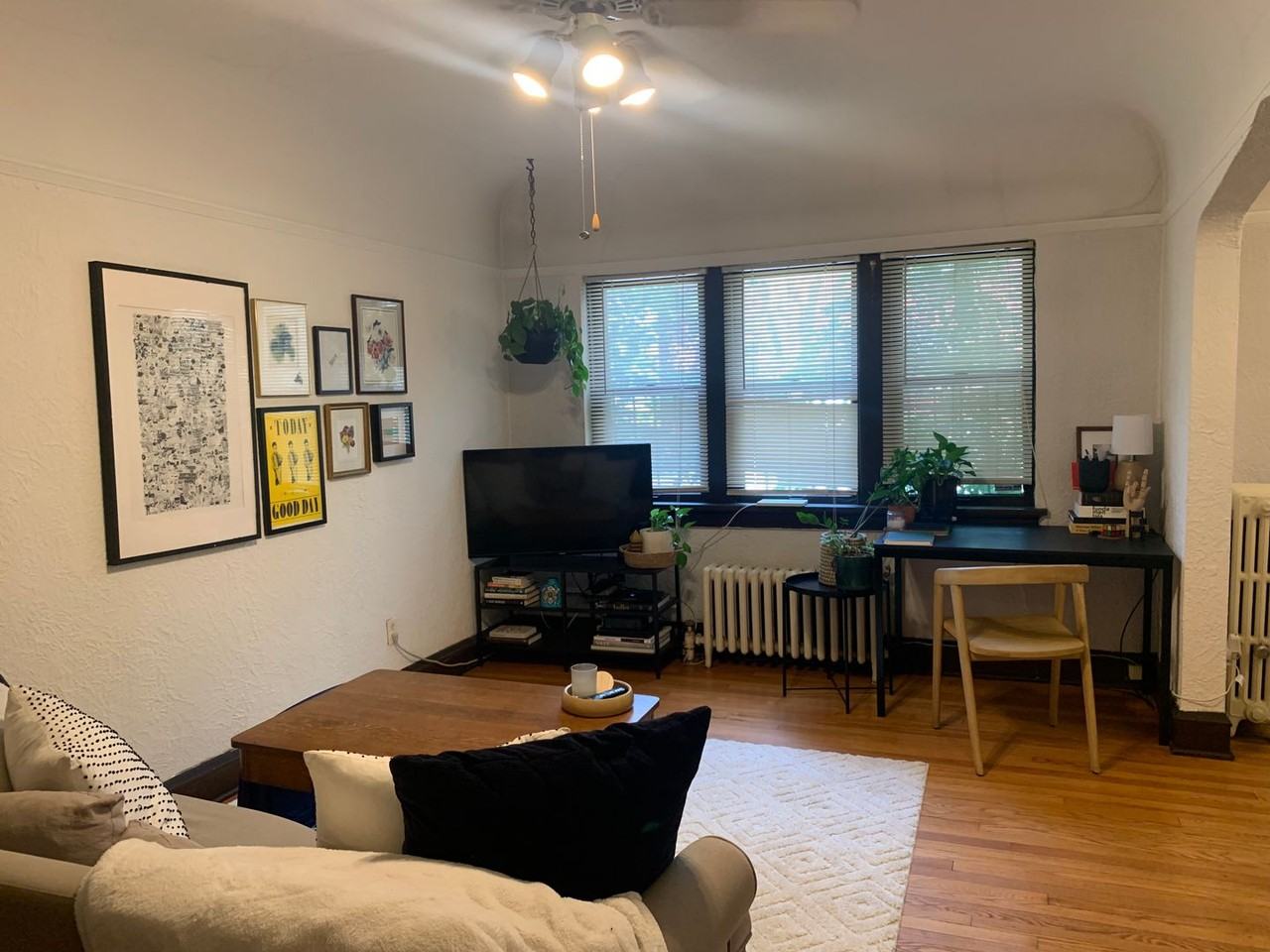 Senorita Apartments - Photo 3 of 9