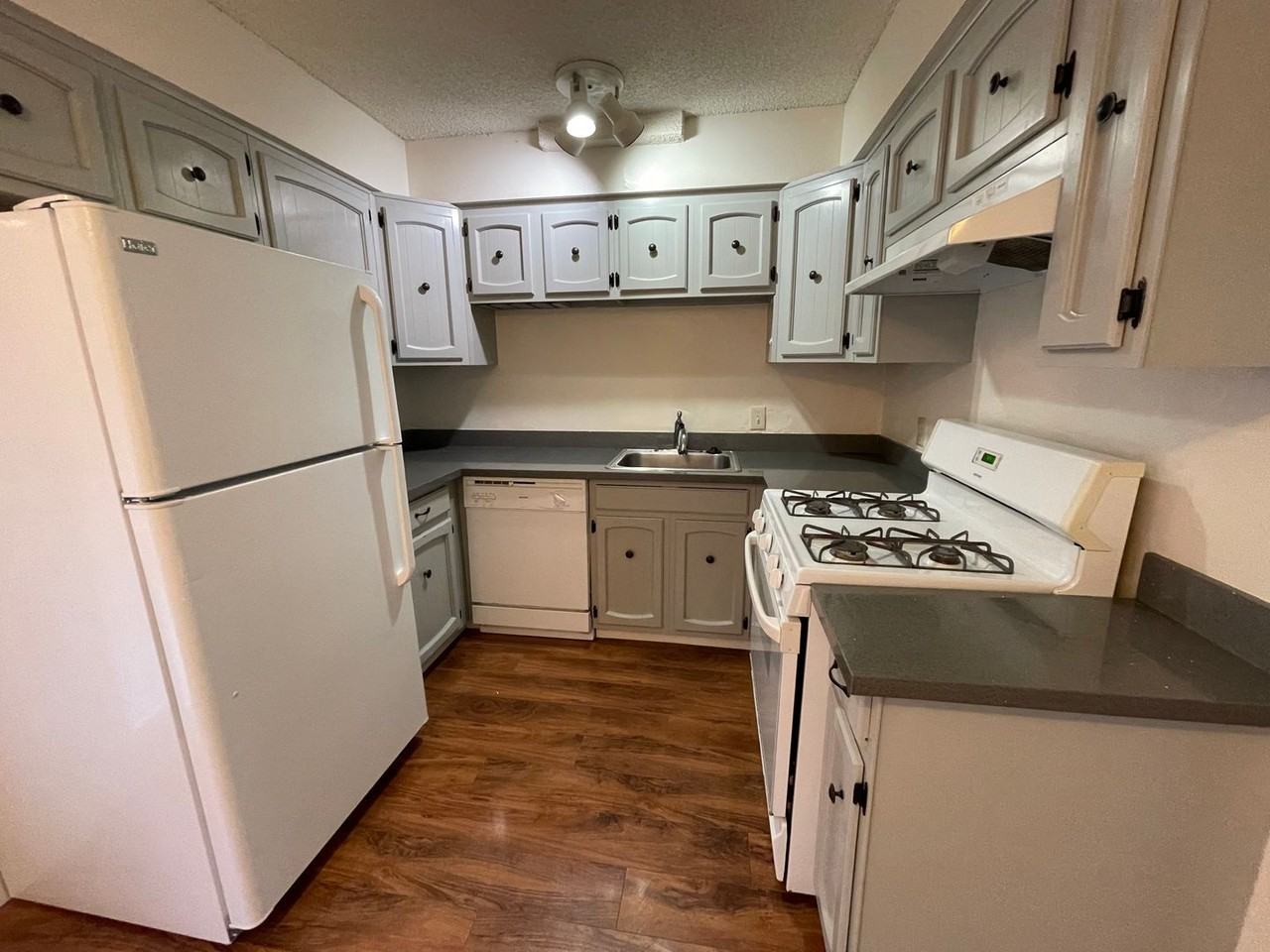 3801- 3811 H Street - Photo 5 of 20