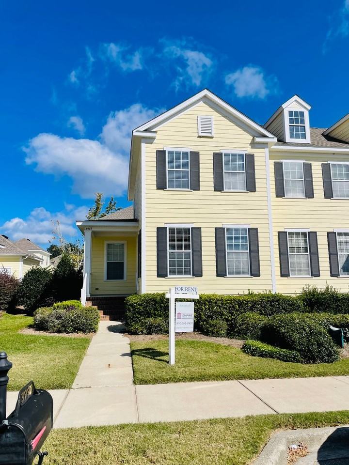 3988 Shumard Oak Blvd - Photo 2 of 29