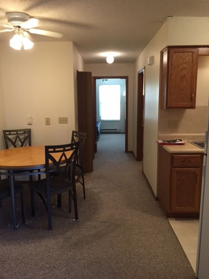 201 South Grove - Photo 5 of 15