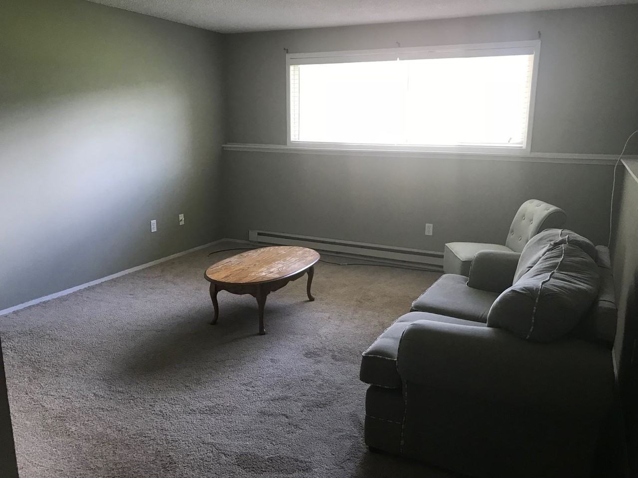 360 NW Thomas St. - Photo 3 of 13