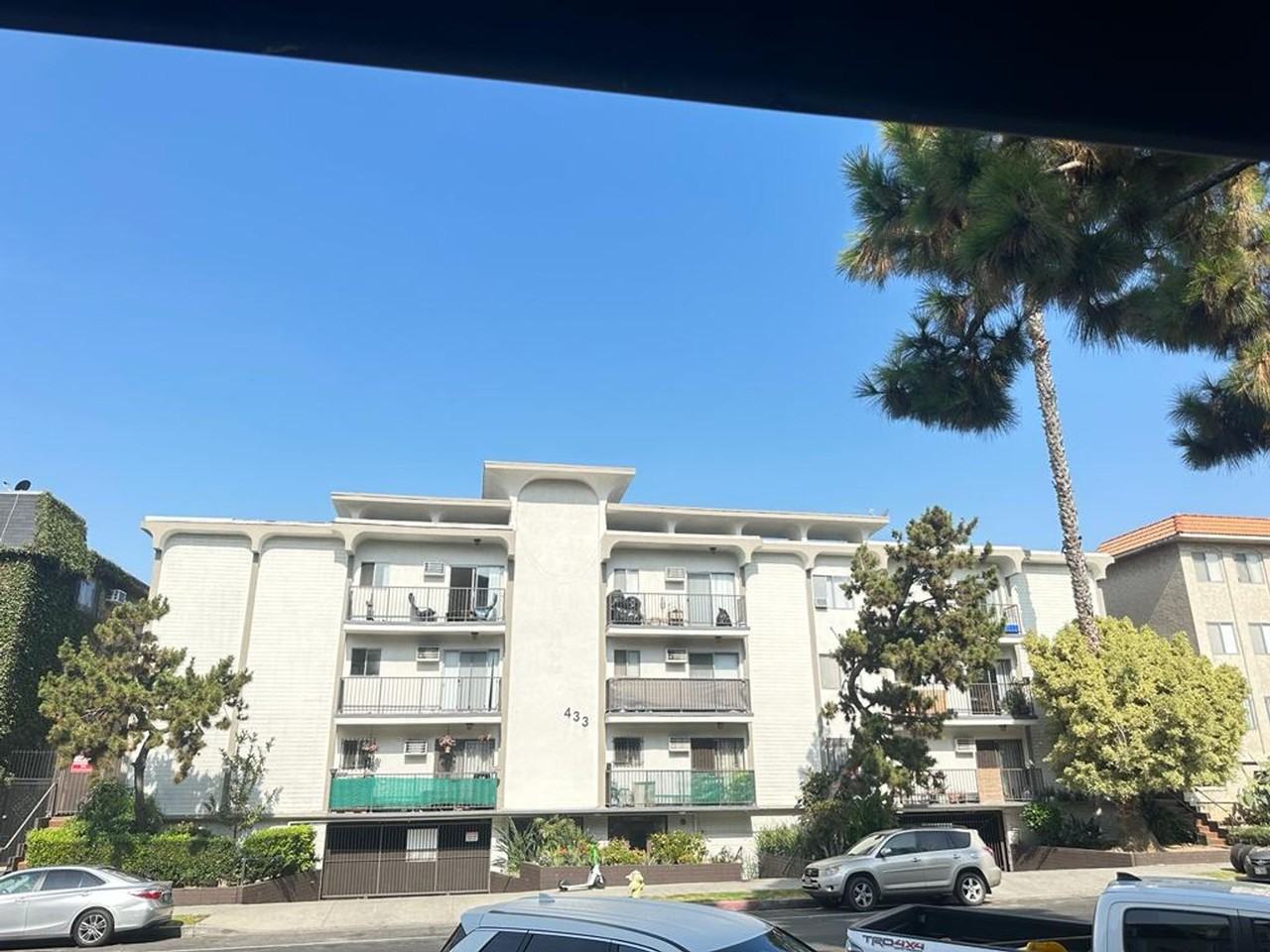 MJB Associates, LLP Apartments 433 S Hobart Blvd, Los Angeles, CA