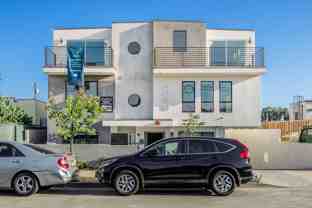 Townhouse in East Hollywood w/ Parking & Private Rooftop Deck! - Photo 1 of 1