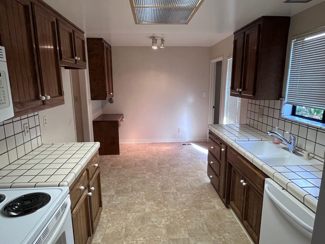 1 Sable Court272 Munroe Street Apartments ArdenArcade CA Zumper