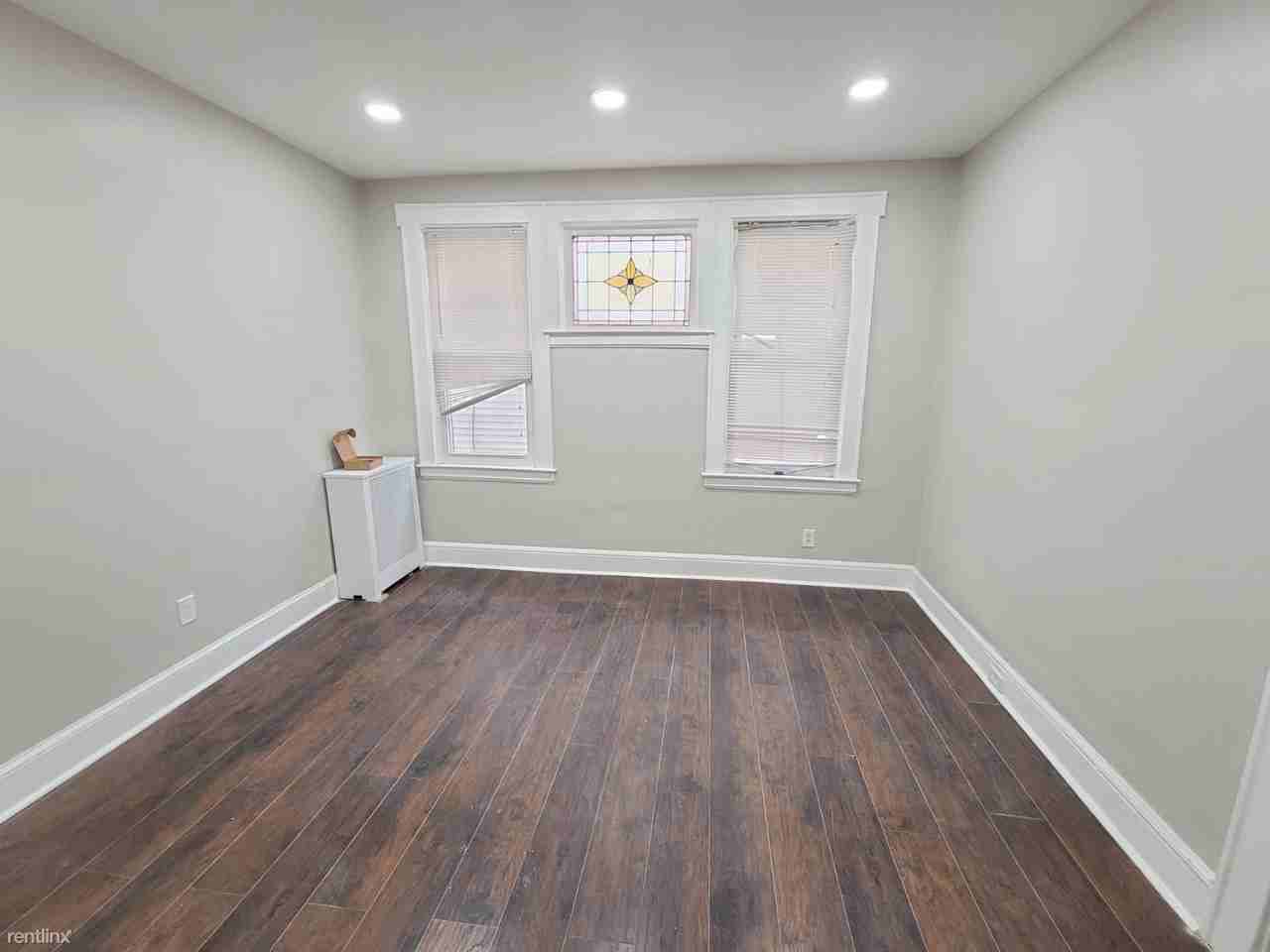 9 39th St - Photo 2 of 9