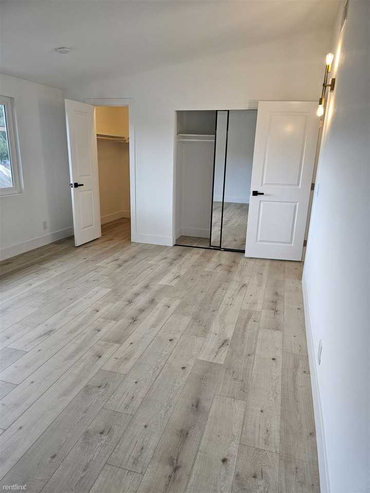 3040 Filmore Way - Photo 3 of 24