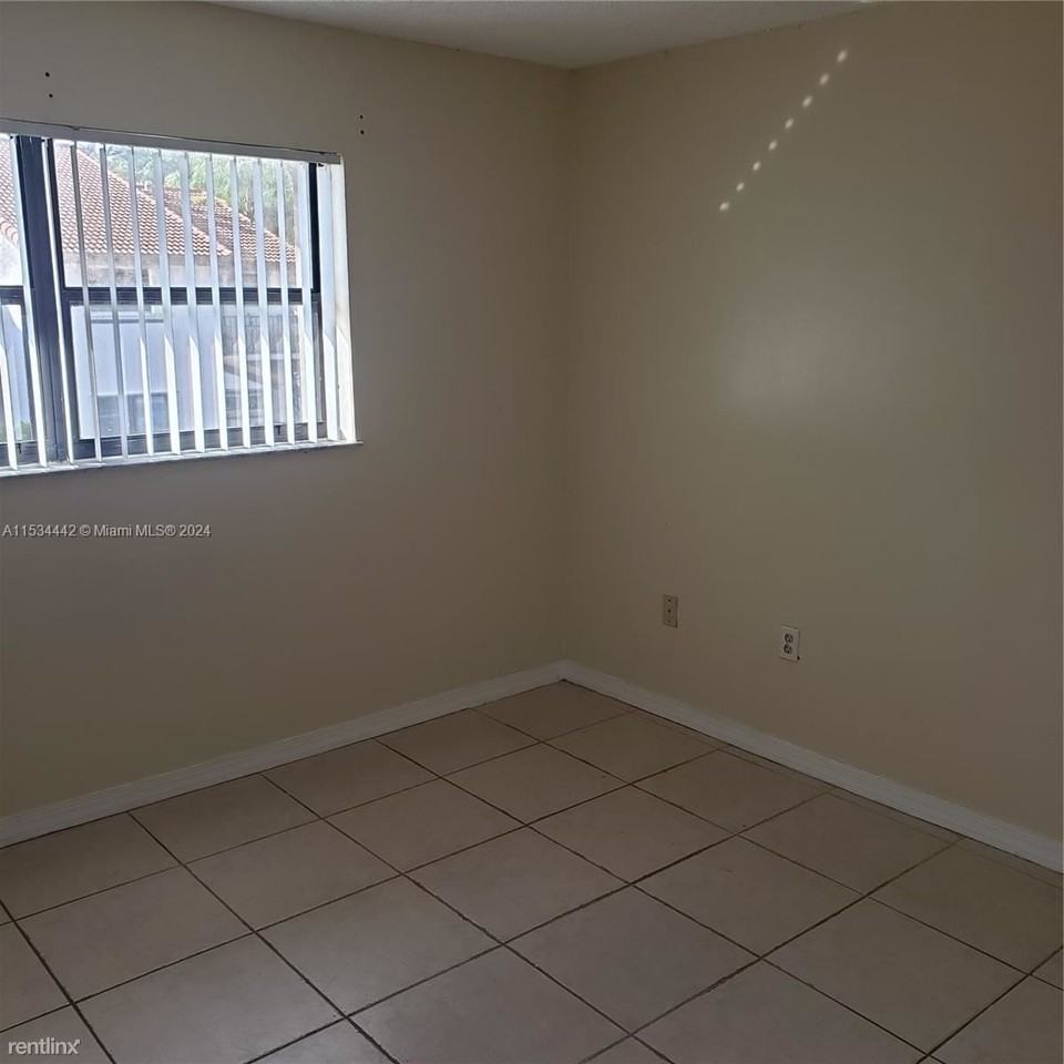 13408 Sw 62nd St Fl 33183 - Photo 3 of 10