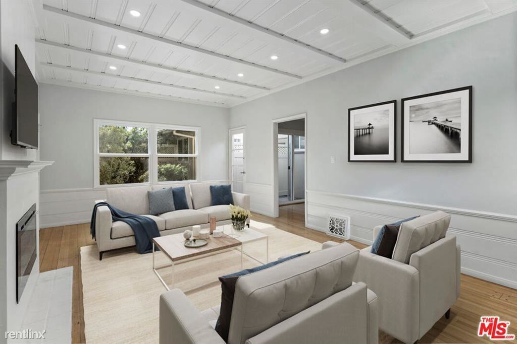 9623 Charleville Blvd - Photo 2 of 13