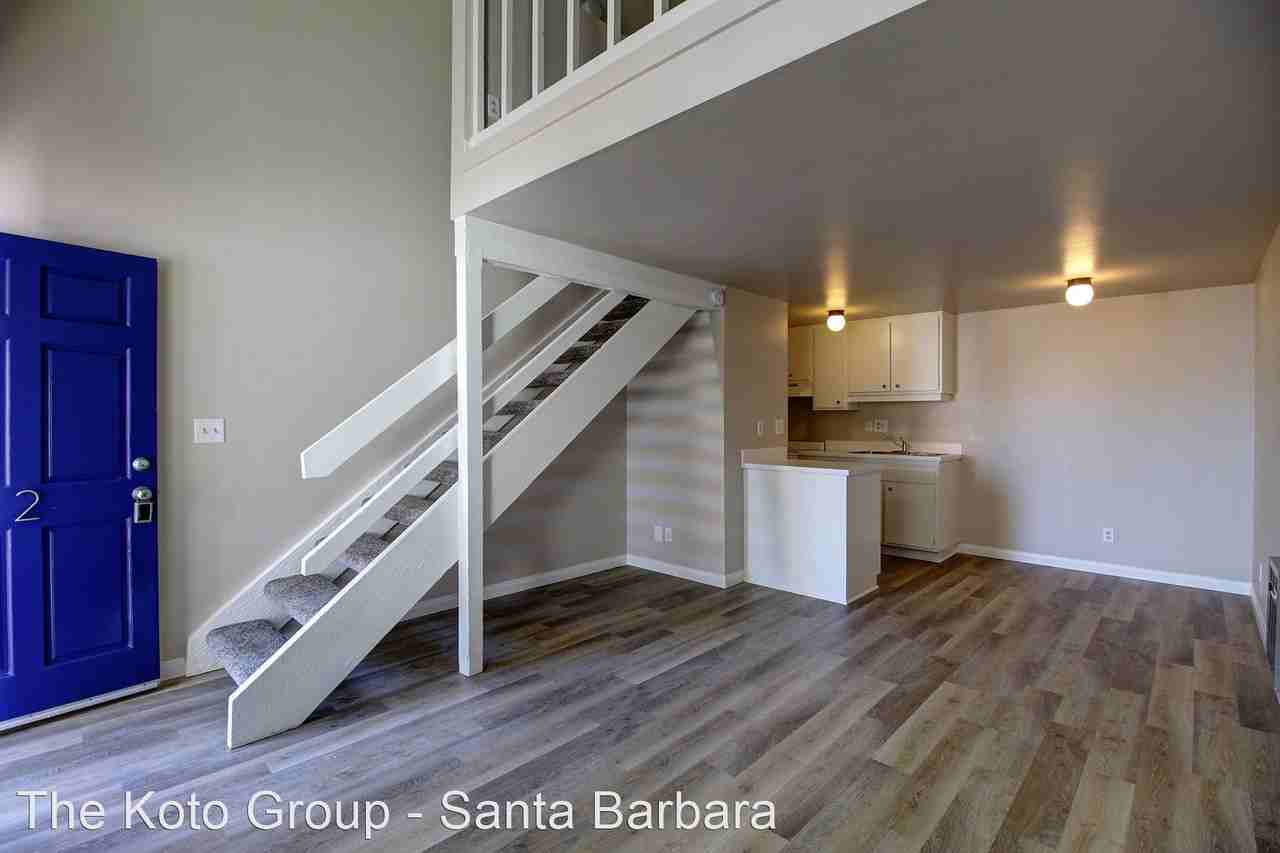 535 E. Arrellaga St - Photo 2 of 10