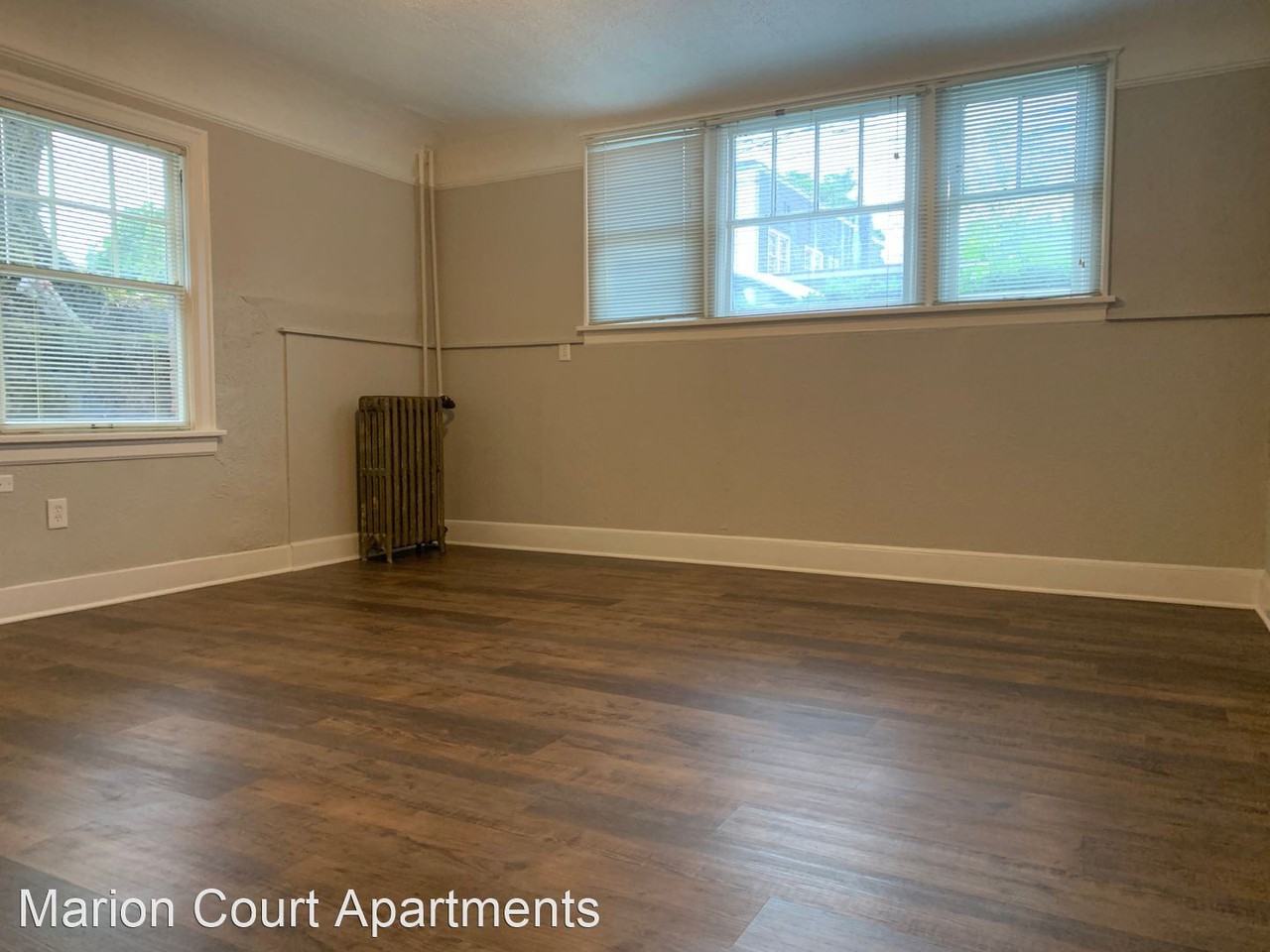 3334 SE Hawthorne Blvd - Photo 2 of 16