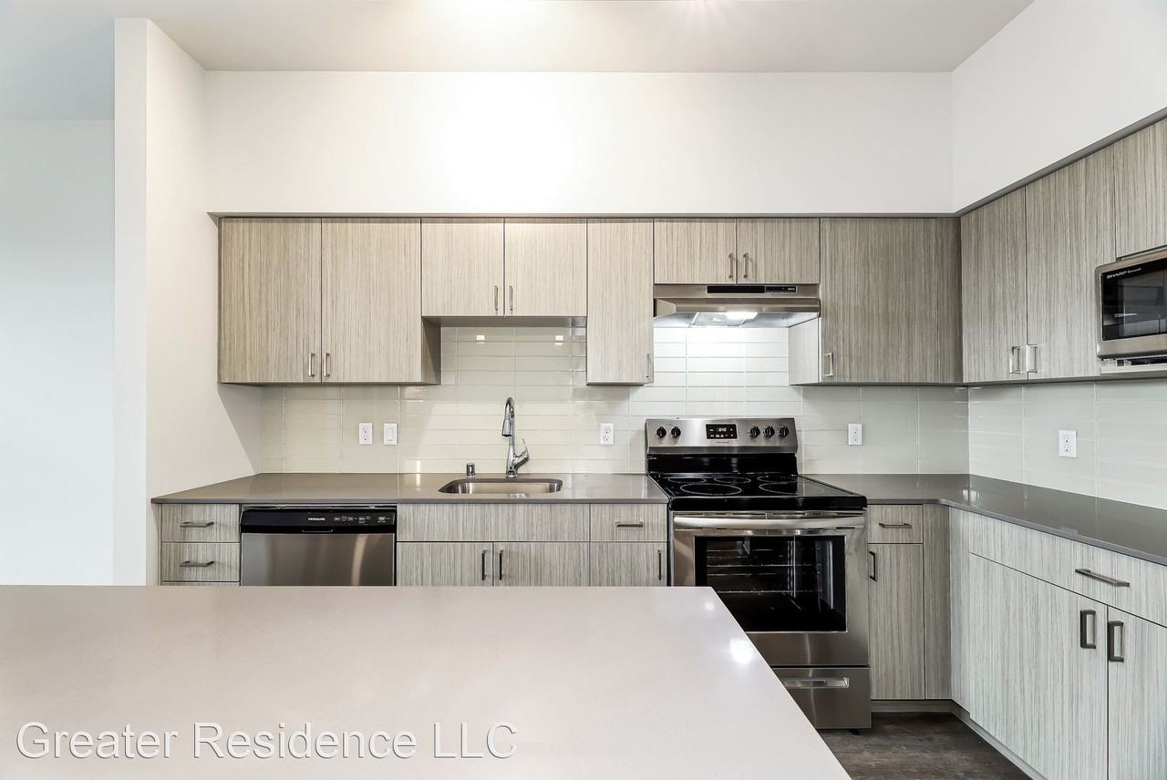 16224 Meadow Road - Photo 2 of 10