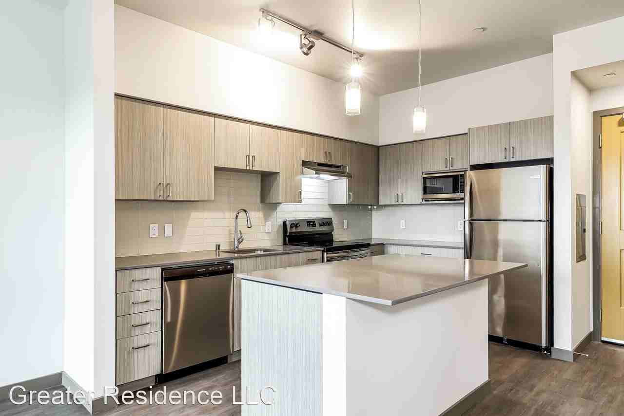 16224 Meadow Road - Photo 3 of 10