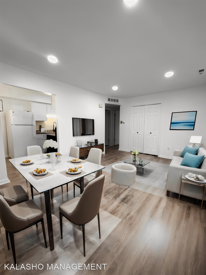 ONE11 RESIDENCES - CLINTON TWP - Photo 2 of 15