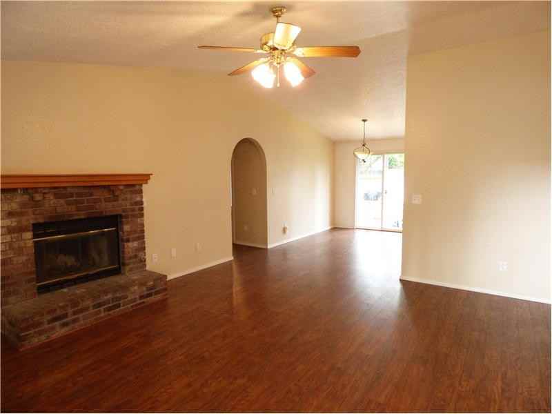 10230 W Greenleaf Ct - Photo 3 of 17