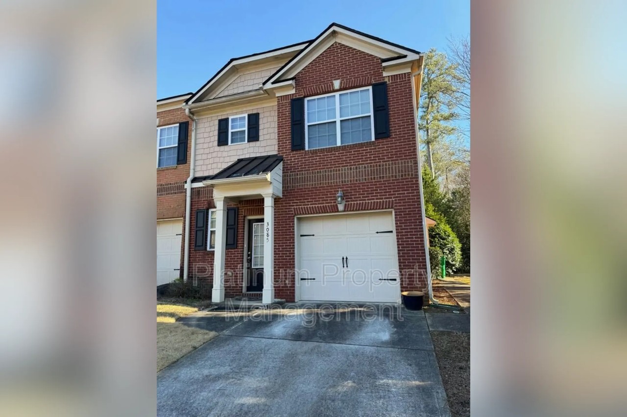 3085 Branham Dr - Photo 2 of 25