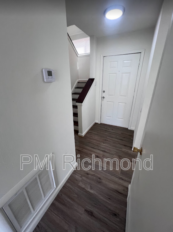 3953 Old Brook Rd - Photo 3 of 24