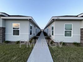 featured image of 1905 Stauffer St #1