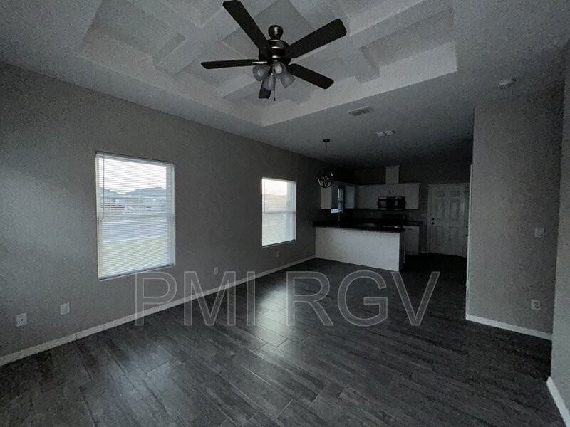 1905 Stauffer St #1 - Photo 2 of 13
