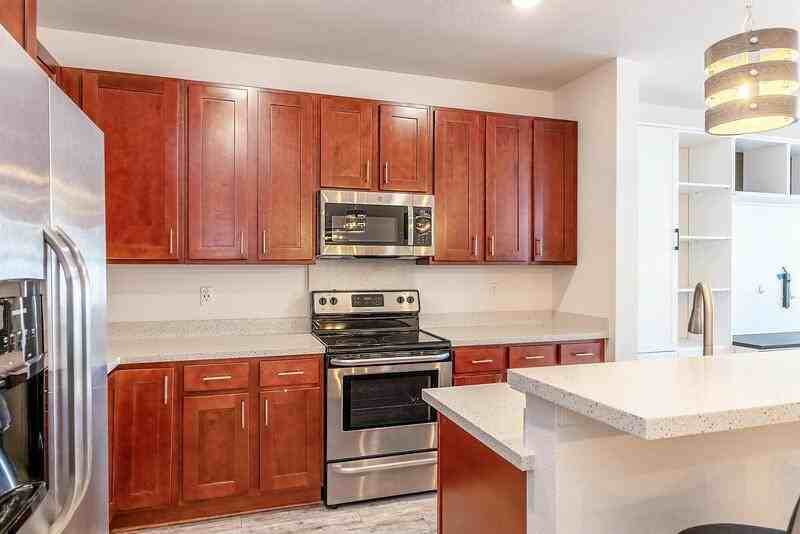 550 Kamaaha Ave #1102