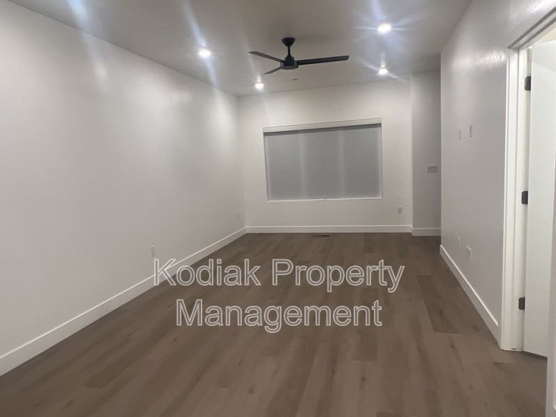 765 Nw #204 - Photo 5 of 18