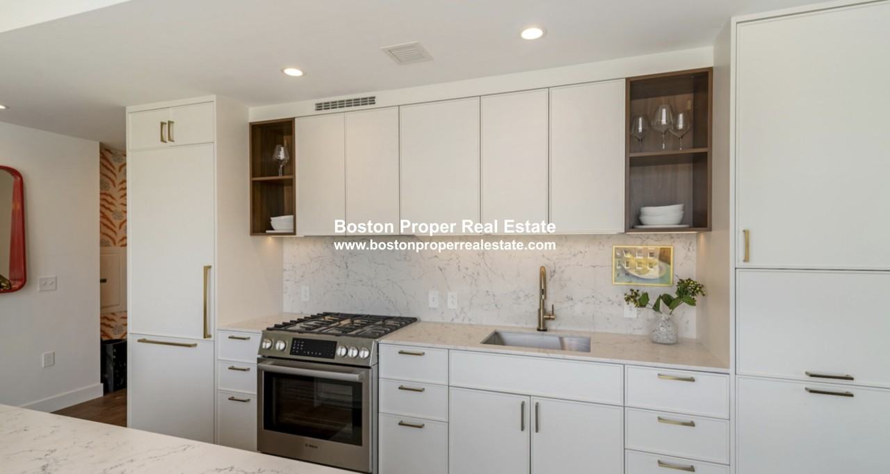 212 Stuart St #808 - Photo 2 of 15