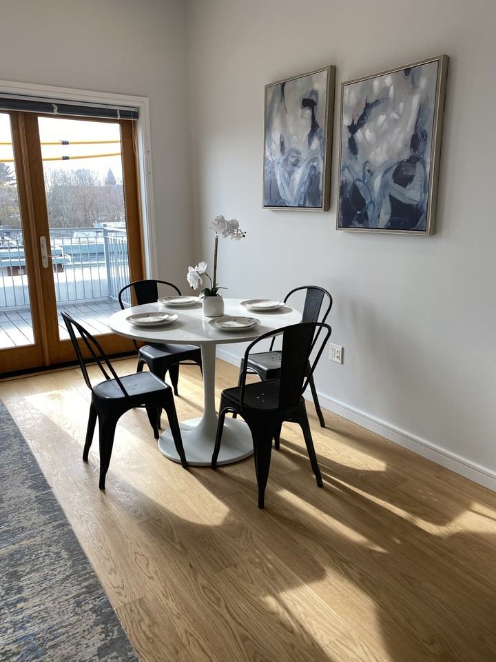 385 Pleasant St #7 - Photo 4 of 14