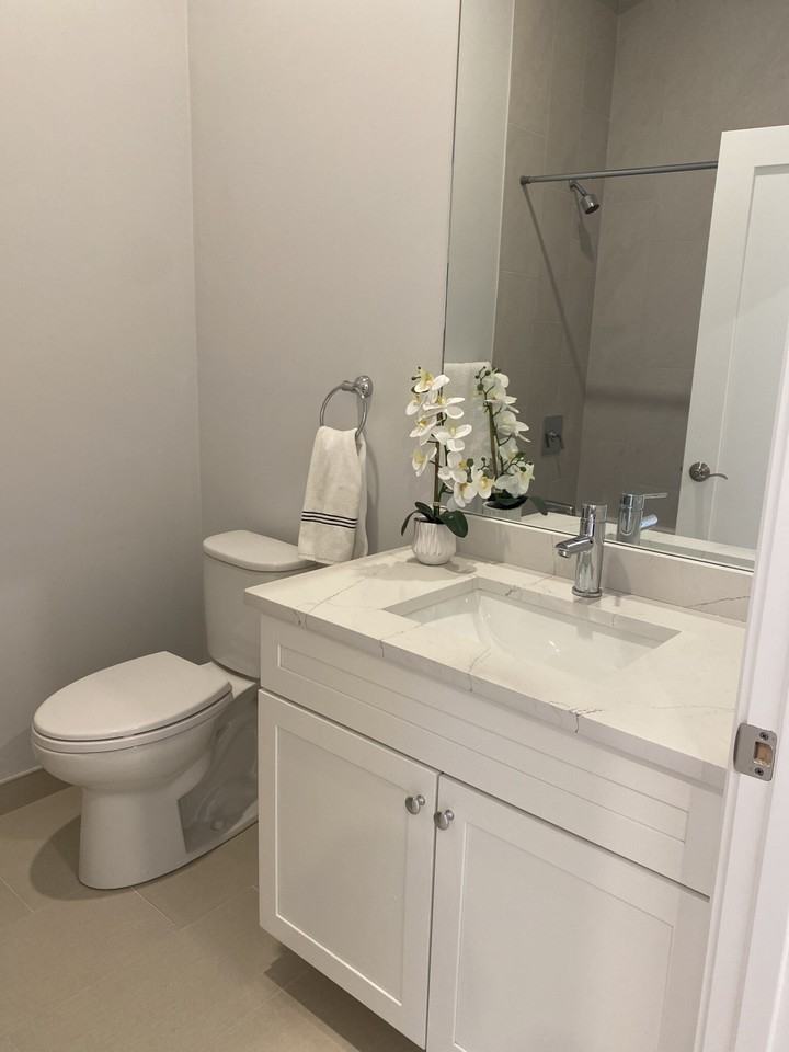385 Pleasant St #7 - Photo 7 of 14