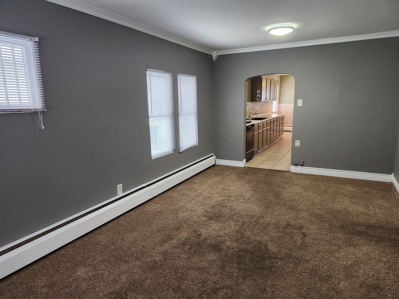 2211 Isabella St - Photo 2 of 11