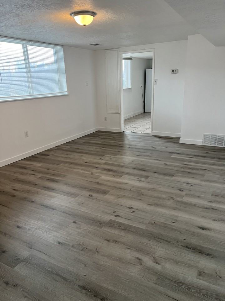 860 Sullivan Rd - Photo 3 of 14