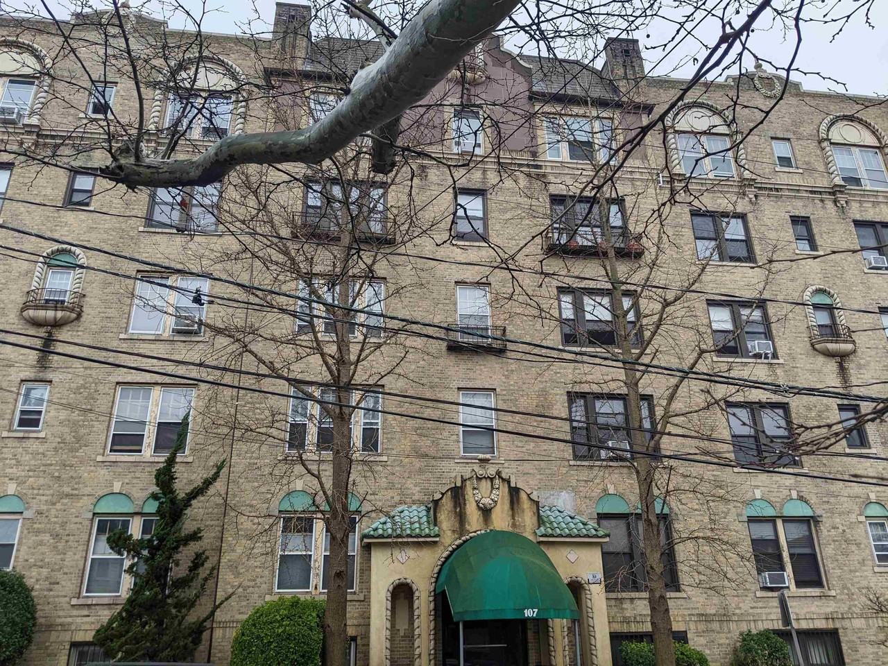 107 Kensington Ave 503, Jersey City, NJ 07304 2 Bedroom Apartment