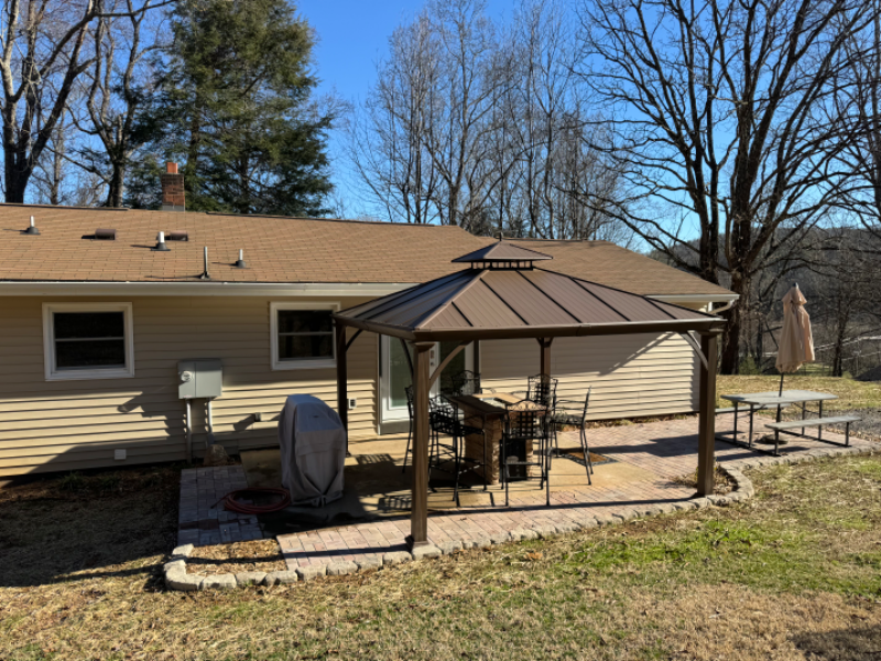 521 Pond Rd - Photo 2 of 26