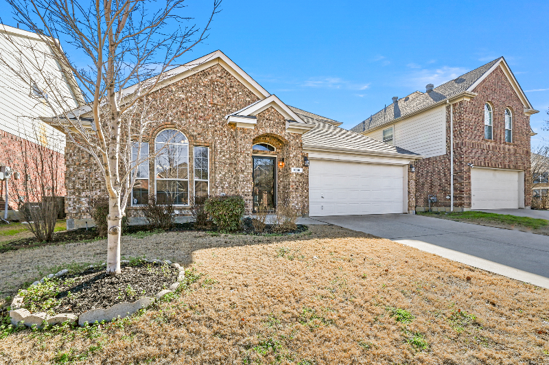 10010 Voss Avenue - Photo 2 of 24