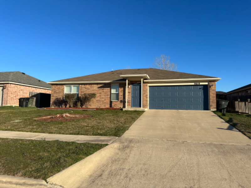 3610 Del Mar Ct - Photo 2 of 14