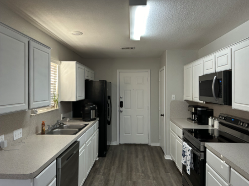 3610 Del Mar Ct - Photo 7 of 14