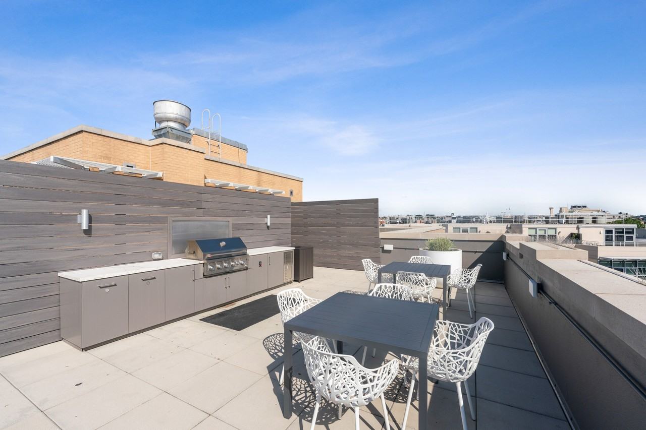 The DeSoto Apartments - Photo 5 of 8