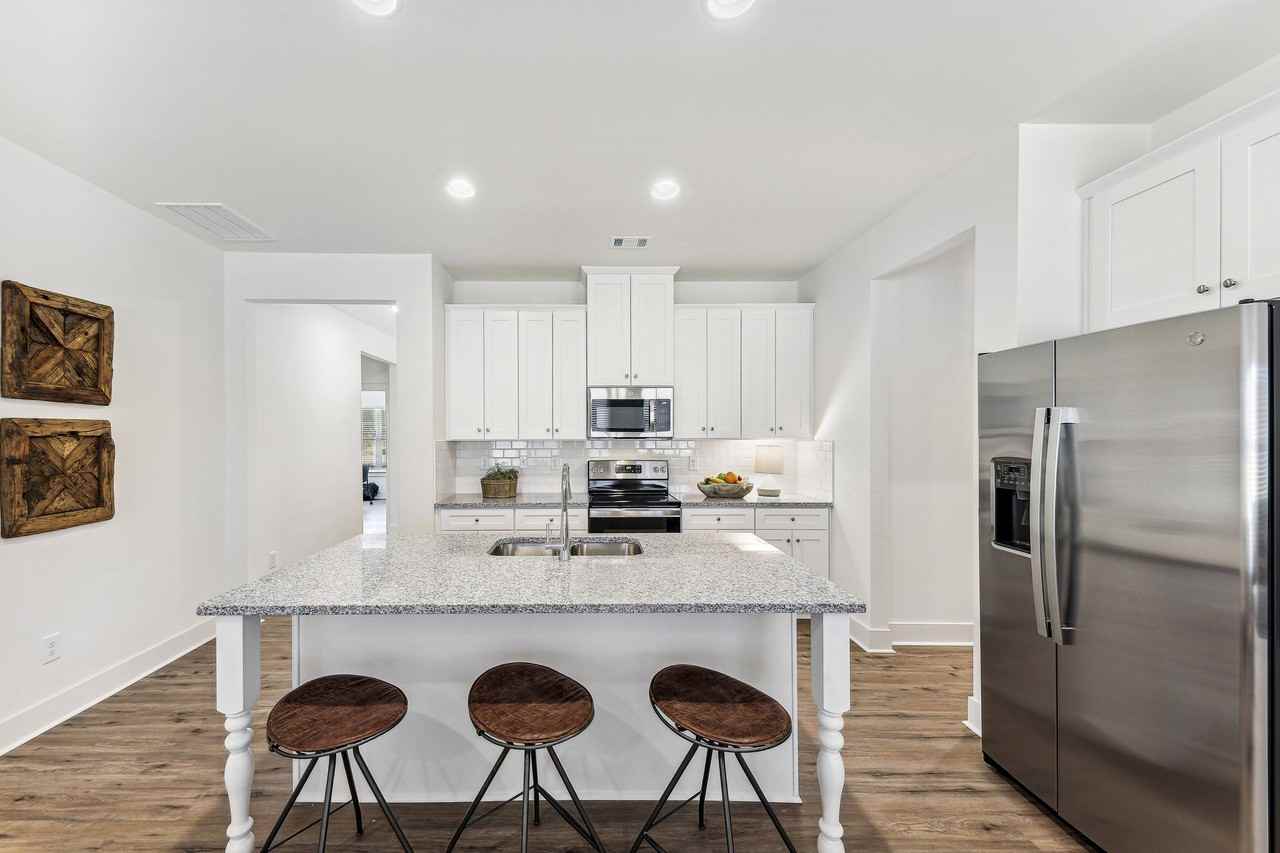 North Pointe - Photo 7 of 44