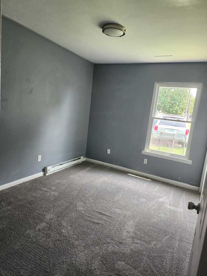 2322 Randolph St - Photo 2 of 6